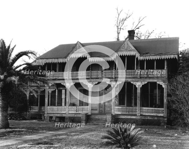 Victorian cottage, Waveland, Mississippi, 1936. Creator: Walker Evans.