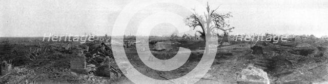 'La Bataille de la Somme; en terrain reconquis sur la route de Peronne; un "etonnant..., 1916. Creator: Unknown.