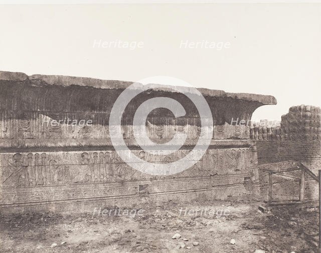 Esneh (Latopolis), Construction Ensablée - Paroi Extérieure - Corniche..., 1851-52, printed 1853-54. Creator: Félix Teynard.