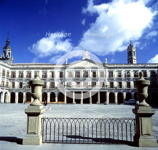 New Square and City Hall of Vitoria, portico area designed by Justo de Olaguibel.