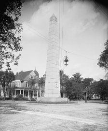 Independence Monument, Augusta, Ga., between 1900 and 1910. Creator: Unknown.