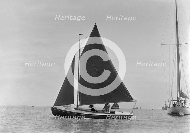 Redwing Class, 1921. Creator: Kirk & Sons of Cowes.