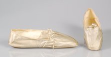 Evening slippers, French, 1845-65. Creator: P Rouillier.