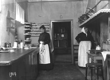 Kitchen, Malmö, Sweden, 1904. Artist: Unknown