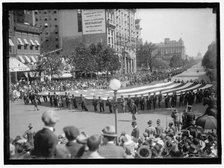 Parade On Pennsylvania Ave - Huge Flag, between 1910 and 1921. Creator: Harris & Ewing.