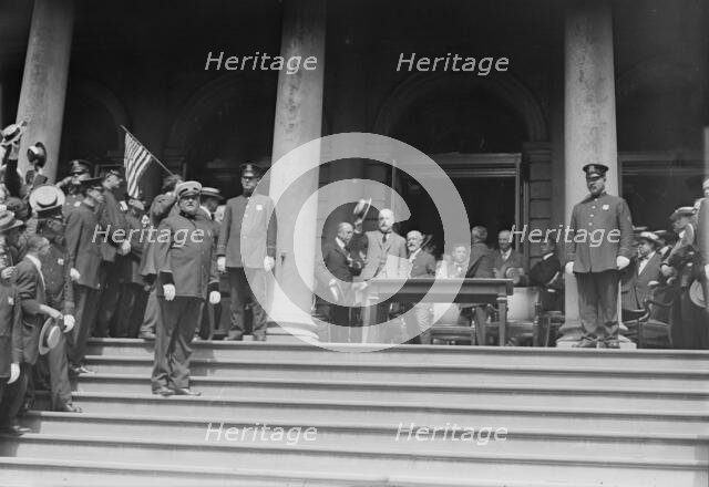 Gaynor notification, 1913. Creator: Bain News Service.