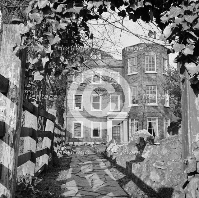 Windmill Hill House, Windmill Hill, Hampstead, London, 1960-1965. Artist: John Gay