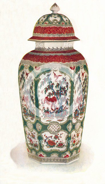 'One of a Pair of Worcester Vases', 1911. Artist: Unknown.