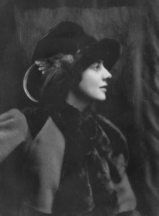 Swinburne, Ann, portrait photograph, 1912. Creator: Arnold Genthe.