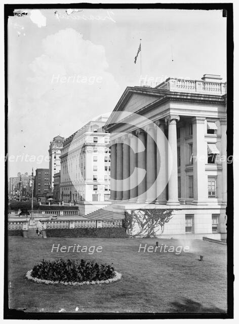 Treasury Building, between 1914 and 1917. Creator: Harris & Ewing.