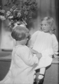 Clark, Eunice and Eleanor, portrait photograph, 1915. Creator: Arnold Genthe.