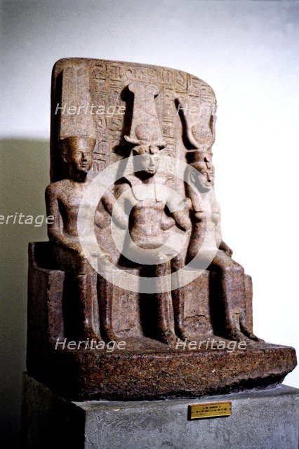 Ramses II (1301 - 1235 BC), pharaoh of the XIX Dynasty. Ramses II sculpture with God Amon and God…