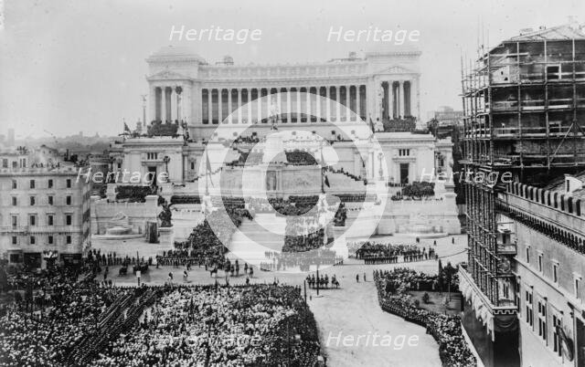 Unveiling Memorial; Rome; June 4, 1911 in honour of Victor Emmanuel, 1911. Creator: Bain News Service.