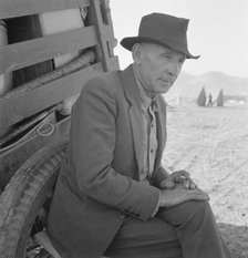 Former Nebraska farmer, now a migrant farm worker, Klamath County, Oregon, 1939. Creator: Dorothea Lange.