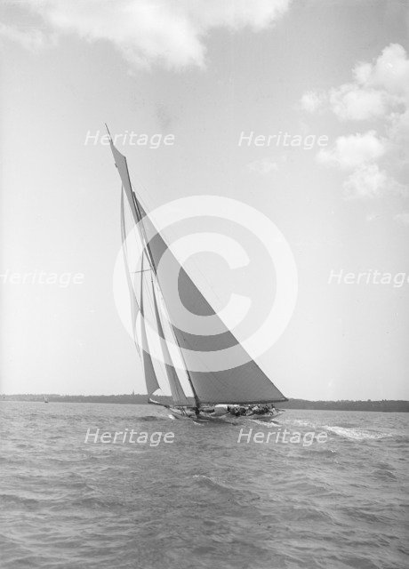 The 19-metre cutter 'Norada' sails close-hauled, 1911. Creator: Kirk & Sons of Cowes.