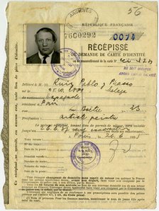 Récépissé de demande de carte d'identité datant de 1935, 1935. Creator: Historic Object.