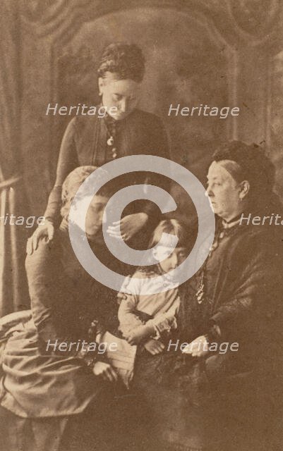 Königin v. England, Kronprinzessin Victoria, Erbprinzessin v. S. Mein, Prinzessin Feodora..., 1880s. Creator: Unknown.