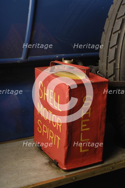 Napier open tourer 1913. Artist: Simon Clay.