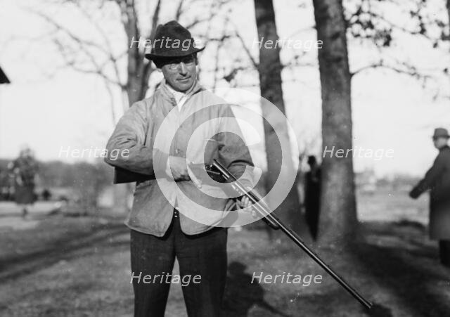 J.H. Hendrickson, ex cham[p]ion [guns], between c1910 and c1915. Creator: Bain News Service.