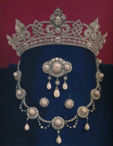 'Parure of Diamonds and Pearls - The Gift of HRH The Prince of Wales', 1863.  Creator: Robert Dudley.