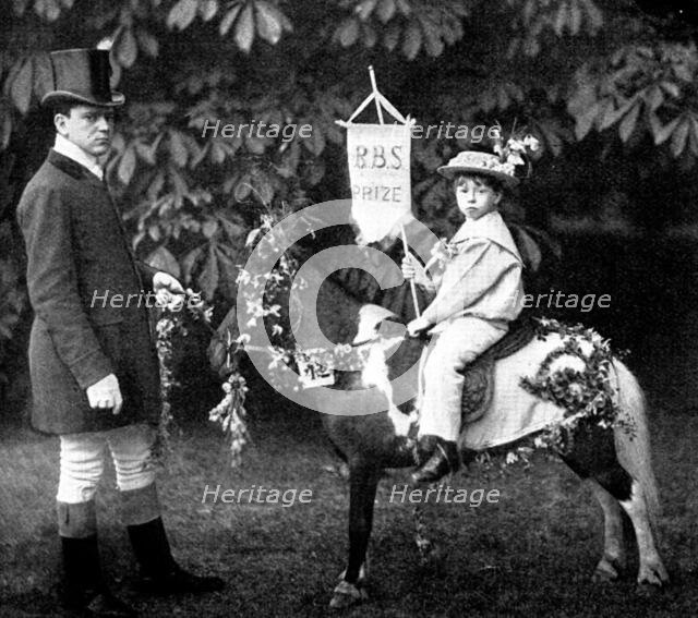 Children's Floral Fête, Royal Botanical Society's Gardens, Regent's Park: Sir Walter's pony, 1895. Creator: Russell & Sons.