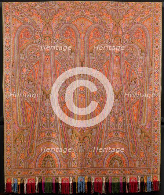 Shawl, Norwich, Late 19th century. Creator: Clabburn, Sons and Crisp.