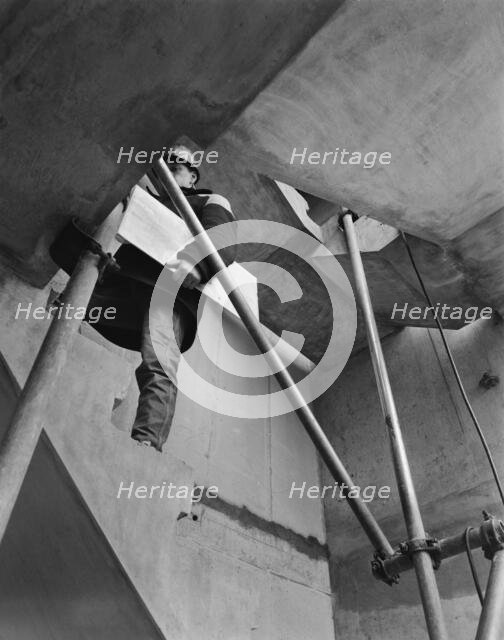 Construction of a multi-storey block of 'Sectra' flats in Manchester, 09/07/1963. Creator: John Laing plc.