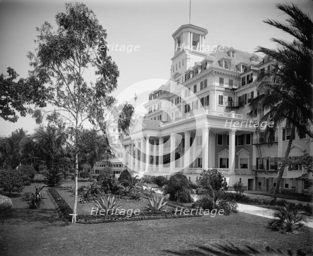 The Royal Poinciana Hotel, entrance, Palm Beach, Fla., 1902. Creator: Unknown.