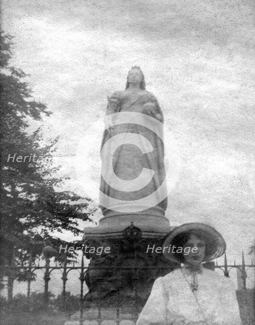 Queen Victoria's statue, College Green, Bristol, 20th century. Artist: Joseph Edgar Boehm