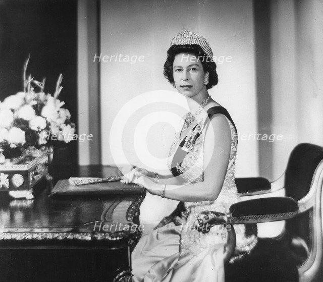 Queen Elizabeth (b1926) in the White Drawing Room, Buckingham Palace, London, 1967. Artist: Unknown