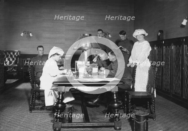 [Red Cross], between 1918 and c1920. Creator: Bain News Service.