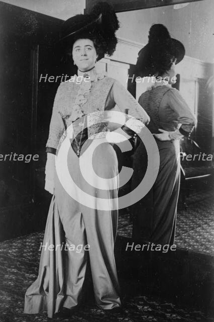 Woman modelling pantaloon gown, Los Angeles, 1911. Creator: Bain News Service.