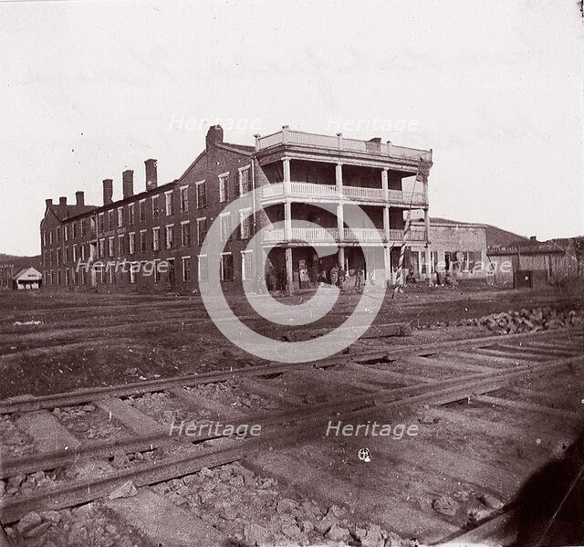 Crutchfield House, Chattanooga, Tennessee, ca. 1864. Creator: George N. Barnard.