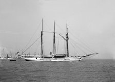 The 3 mast auxiliary schooner 'Czarina'. Creator: Kirk & Sons of Cowes.