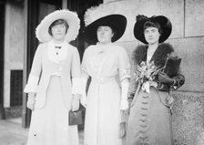 Miss N. Mack, Mrs. N.E. Mack, Miss H. Mack, 1912. Creator: Bain News Service.