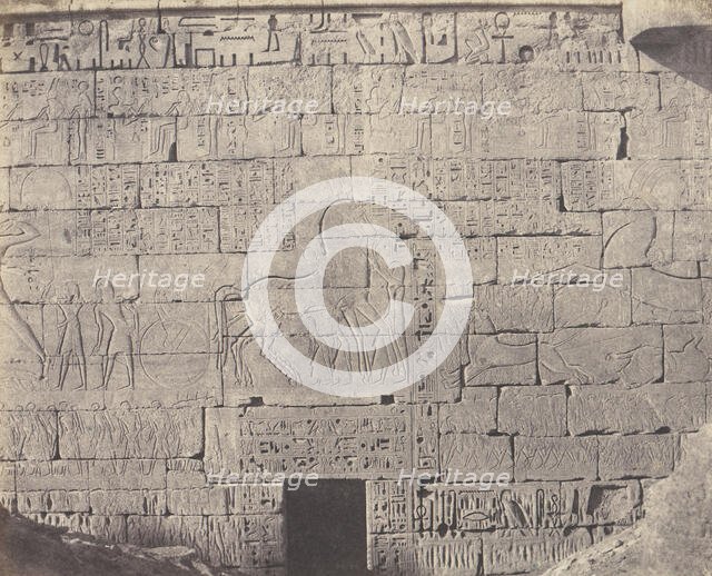 Médinet-Abou (Thèbes), Constructions Postérieures - Fragment de Sculpt..., 1851-52, printed 1853-54. Creator: Félix Teynard.