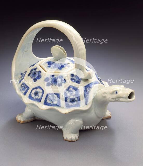 Sencha Teapot in the Form of a Long-Tailed Turtle; Clam Knop, 19th century. Creator: Unknown.
