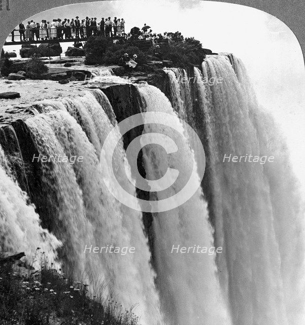 'The Frail Foot Bridge', Niagara Falls, Canada.Artist: Realistic Travels Publishers