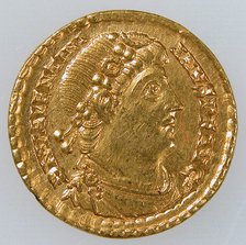 Gold Solidus of Emperor Valentinian I (r. 364-75), Byzantine, 364-375. Creator: Unknown.