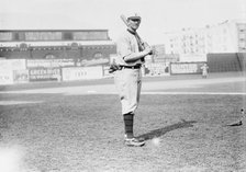 Owen Wilson, Pittsburgh, NL (baseball), 1911. Creator: Bain News Service.