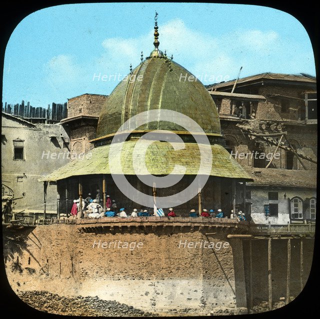 Mosque with a golden roof, India, late 19th or early 20th century. Artist: Unknown