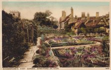 'Shakespeare's Knot Garden, Stratford-Upon-Avon', c1910.  Artist: Unknown.