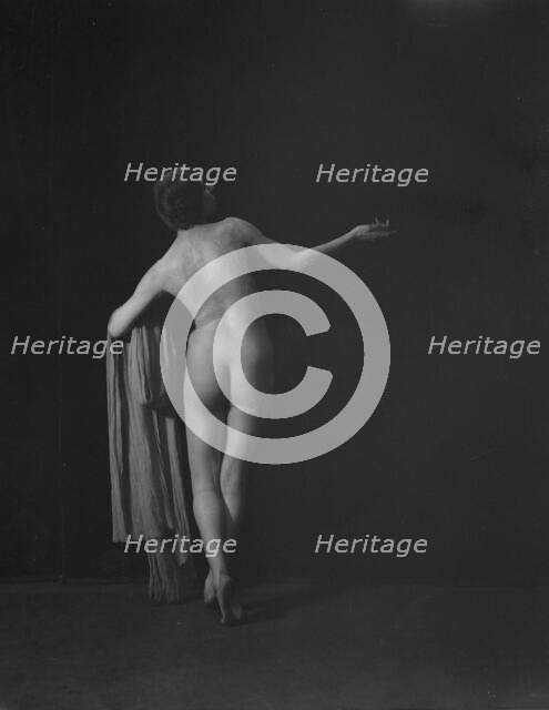 Seibel, Ernani, Miss, 1919 June 21. Creator: Arnold Genthe.