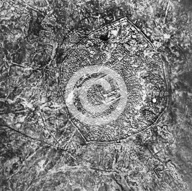 Hatra, Iraq.  Artist: Unknown.