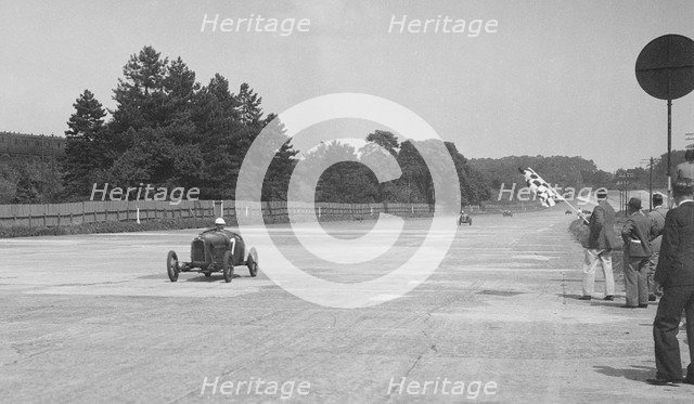 Two Salmson cars taking the chequered flag at Brooklands. Artist: Bill Brunell.
