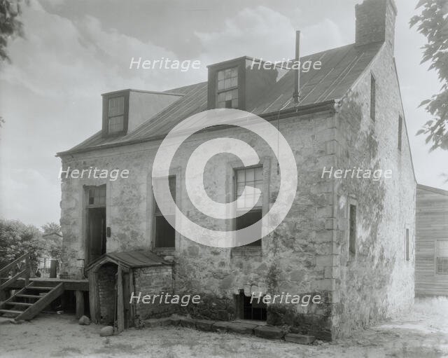 Lloyd House, Petersburg, Dinwiddie County, Virginia, 1933. Creator: Frances Benjamin Johnston.