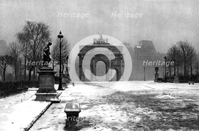 The Tuileries under snow and the Carrousel Arch, Paris, 1931.Artist: Ernest Flammarion