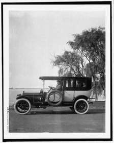 Packard 1912 limousine, (1912?). Creator: Unknown.