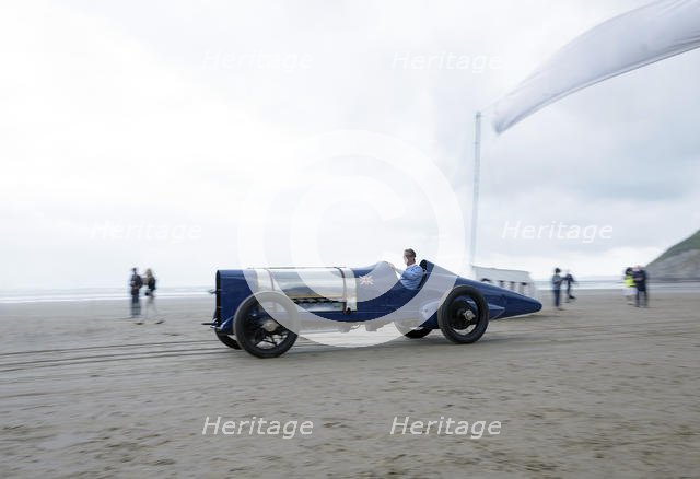 1925 Sunbeam 350 hp driven by Don Wales at Pendine Sands 2015. Creator: Unknown.