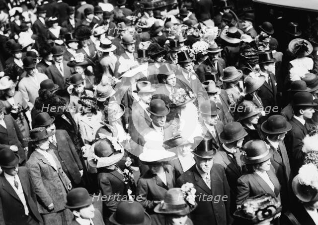 Easter - 5th Ave. 1912. Creator: Bain News Service.